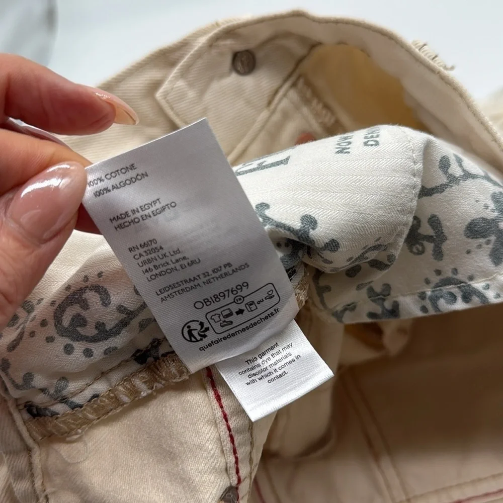 Free People Now or Never Denim Cream Shorts Size 28